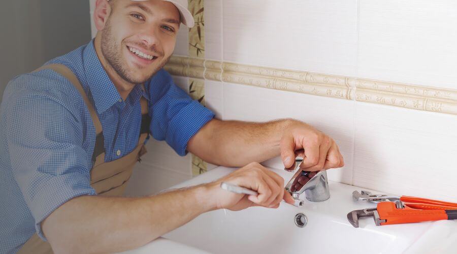 Expert burst pipe repair services in Rome, IN